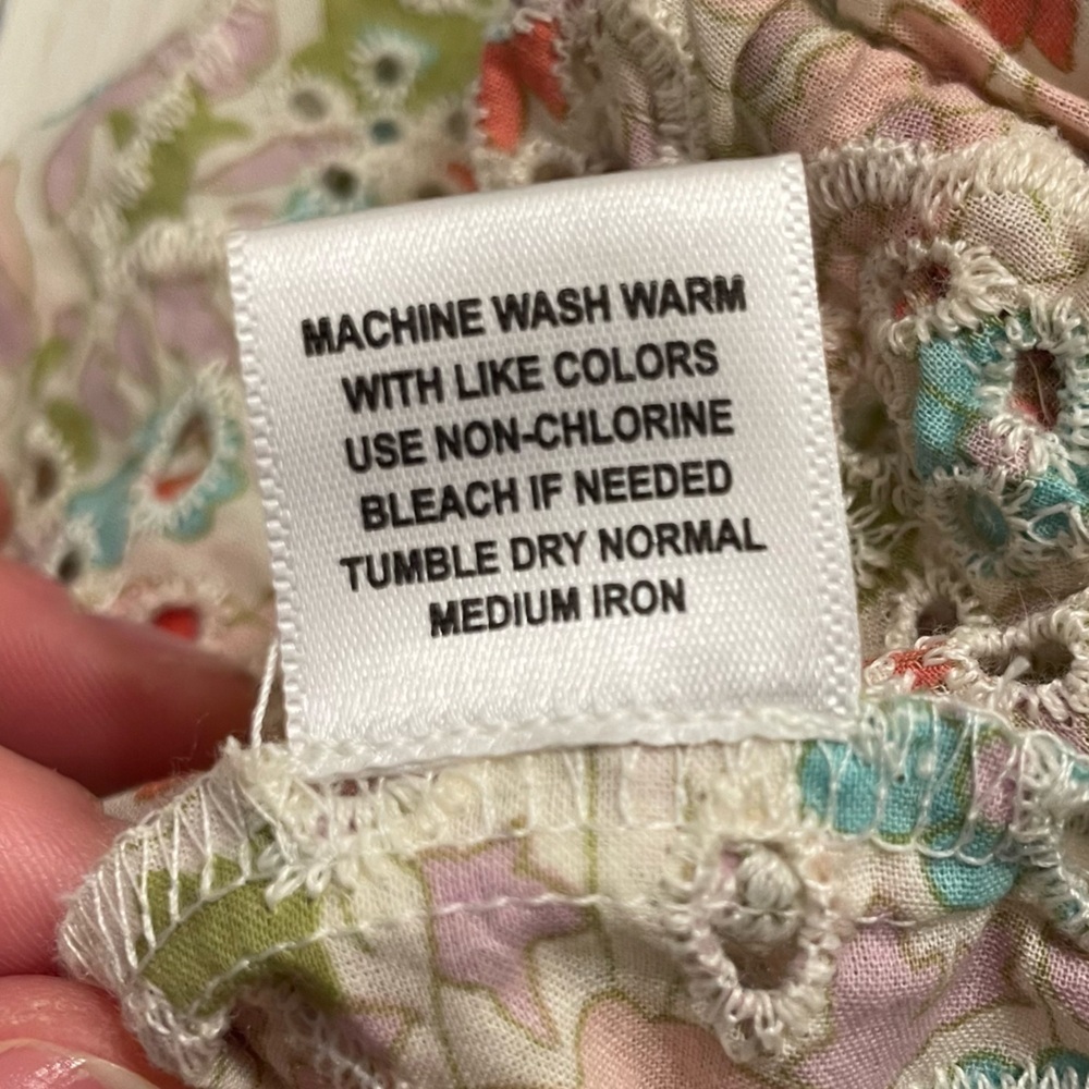 Anthropologie Jennifer & Grace Floral Cotton Blouse with Ruffle Trim - Picture 7 of 7